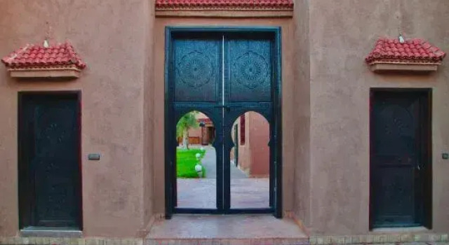 Whisper, Réserver Hôtel Aghouatim Maroc