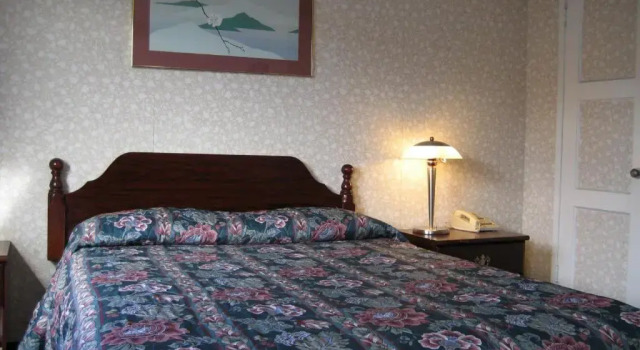 Четырёхместный номер Standard Airport Motel - Inglewood