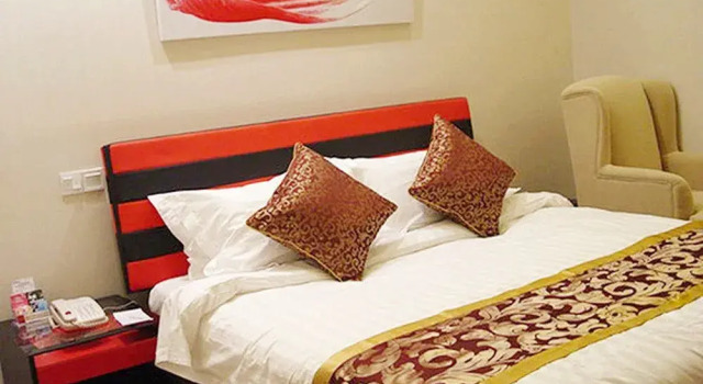 Eastern Hongmen Hotel, Varaa Hotelli Yangpu 