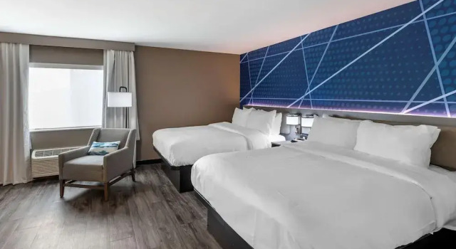 Люкс Comfort Inn Mount Pleasant - Racine