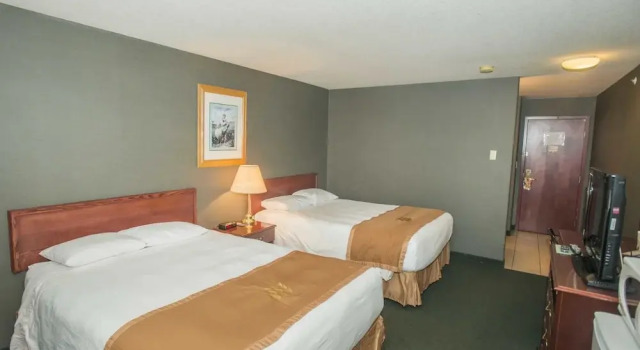 Четырёхместный номер Standard Lakeview Inns & Suites - Fort Saskatchewan