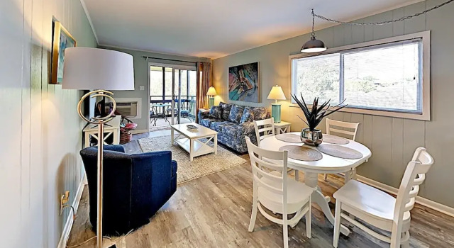 Mariners Cove #320, Забронировать Отель Отели Миртл-Бич с бассейном, рядом с Glen Dornoch Waterway Golf Links, Бассейн