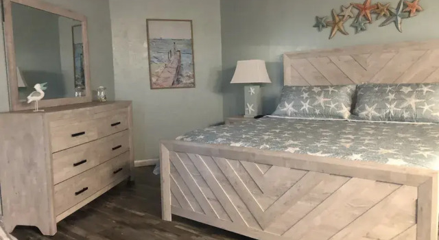 Номер Standard Kon Tiki Inn