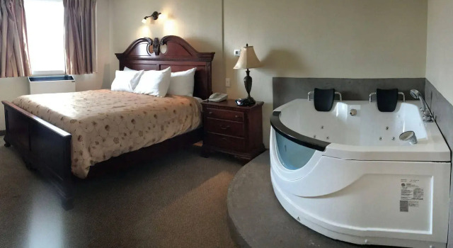 Park West Inn