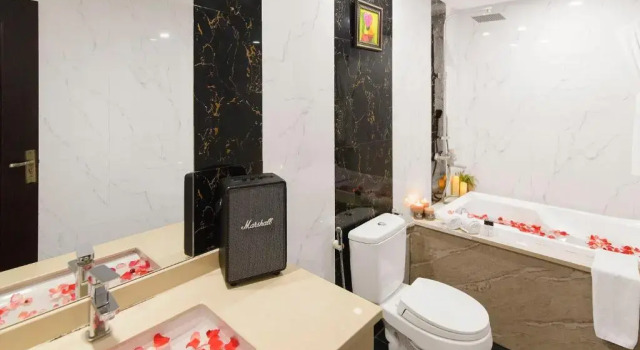 Номер Standard с балконом Night Hotel