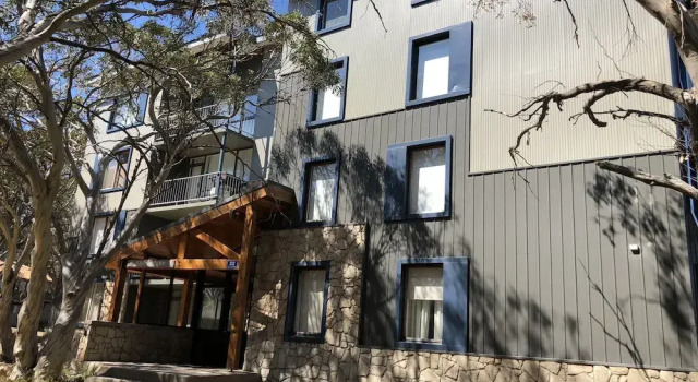 Snowflake 16, Book Apartment Mount Buller Victoria