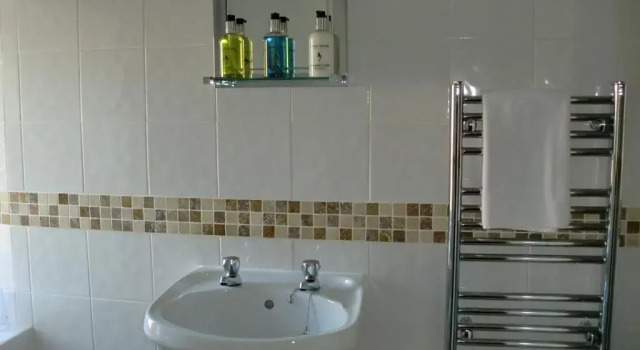 Номер Deluxe Avron House