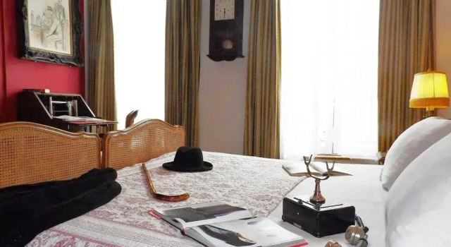 Номер Superior Detective Hotel