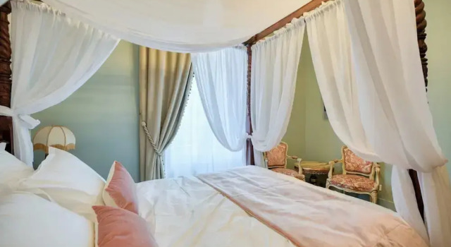 Номер Classic Le Petit Château De Barbizon