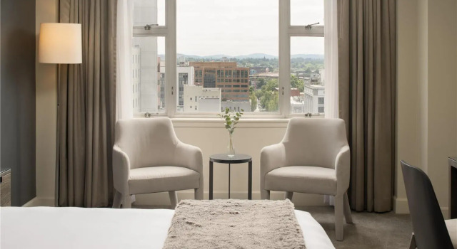 Двухместный Гостевой номер Urban view The Benson Portland, Curio Collection by Hilton
