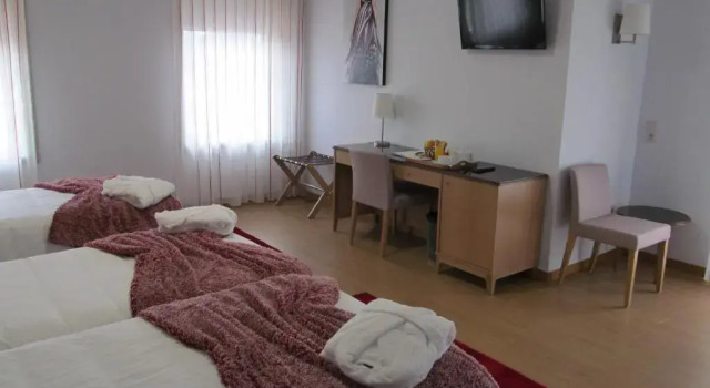 Трёхместный номер Standard с балконом Hotel Solar da Capela