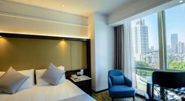 Двухместный номер Couples’ Howard Johnson Huaihai Hotel Shanghai