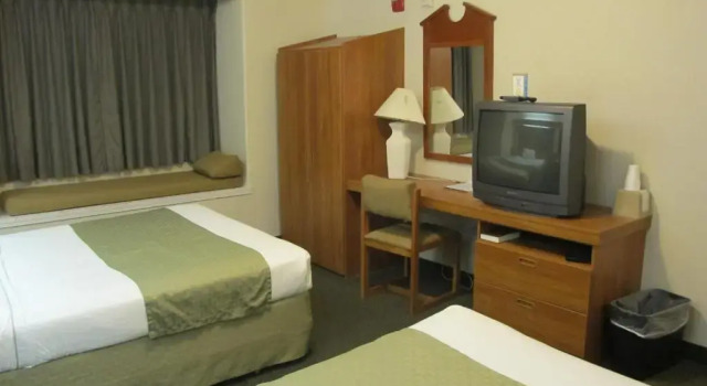 Deluxe Zimmer Eagle River Microtel