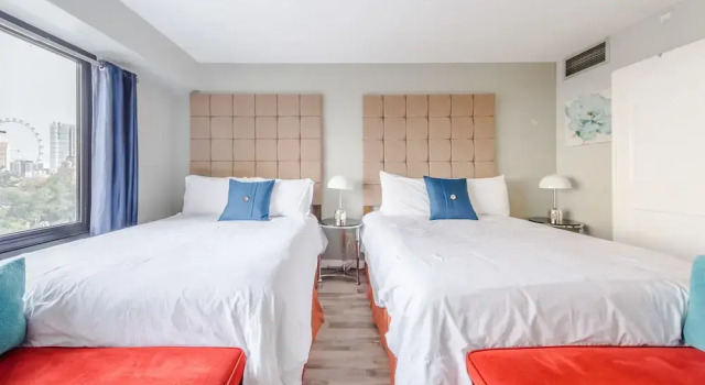 Stay Together Suites, Prenota Hotel Hotel a Paradise. con parcheggio, Parcheggio