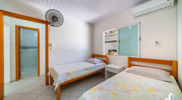Casa 05 Dormitórios Perfeita Para Toda A Família