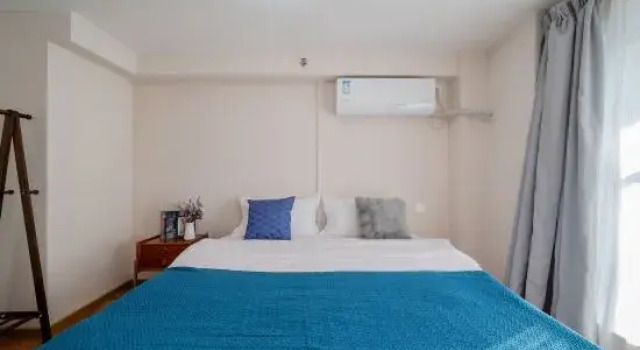 Семейный люкс с 3 комнатами Yingfu Apartment (Guangzhou Yangang Subway Station Xinghui Haizhuwan Branch)