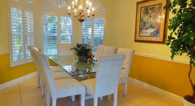 Коттедж Luxury SPIN451 3 Bedroom Holiday Home by Marco Naples Vacation Homes