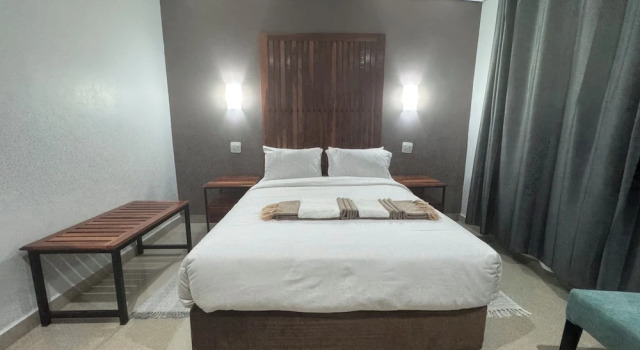 Raintree Hotel, Reservar Hotel Nata Tutume
