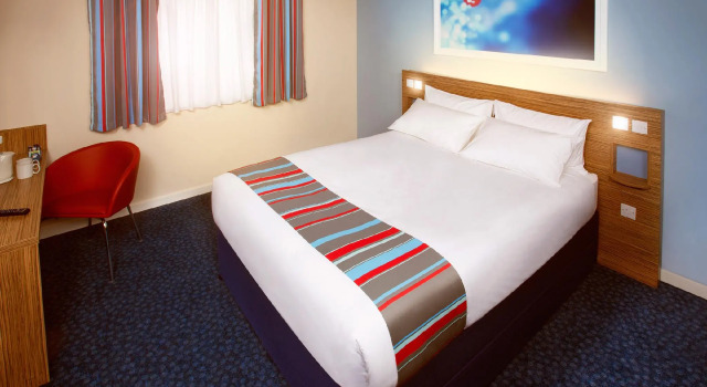Travelodge Wellingborough Rushden, Book Hotel Wellingborough Northamptonshire