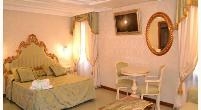 B&B La Chicca, Забронировать Отель Дорсодуро Венеция, рядом с Accademia Bridge