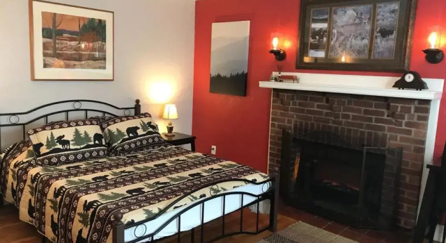 Natalie House, Book Hotel Allston-Brighton Boston