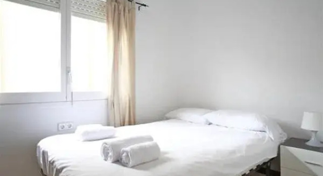 Suites Gracia, Забронировать Отель Грасиа Барселона, рядом с Jove Regina Theatre