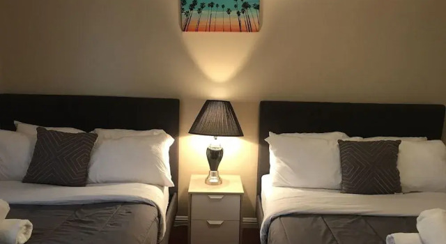 Hollywood Luxury Double bedrooms