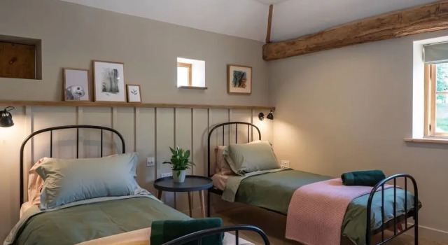 Morden Rustic Country Converted Stable, Kent Downs, Boek Vakantiehuis Villa's in Merseyside, Villa