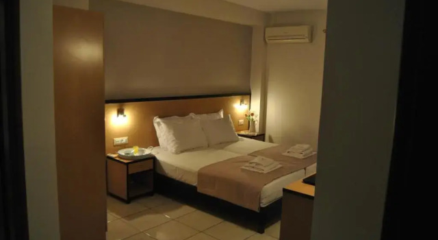 Двухместный номер Standard Theofilos City Hotel