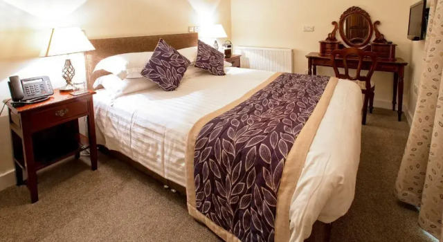 Bishops Table Hotel, Buchen Sie Hotel Farnham 