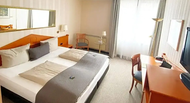 Номер Standard с балконом Schlosshotel Kassel
