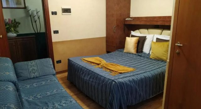 Четырёхместный номер Economy Atlantide Hotel