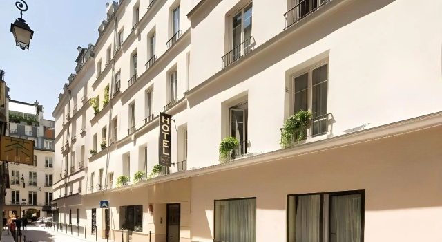 Lion dOr Paris Suites, Забронировать Отель Отели 1-й округ: Лувр - Париж с парковкой, Парковка