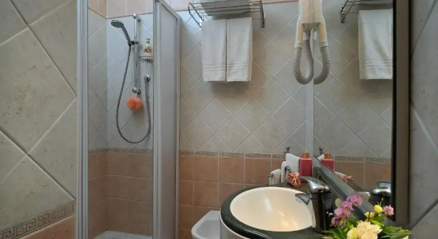 Трёхместный номер Standard Hotel Bridge