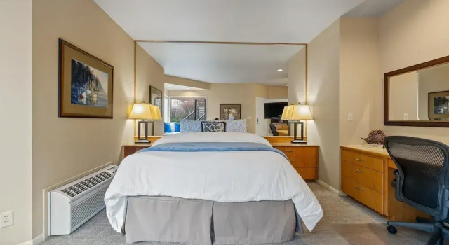 Riverview Hideaway