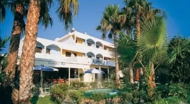Louis Helios Beach, Забронировать Отель Отели Кардамена 3 звезды, 3*