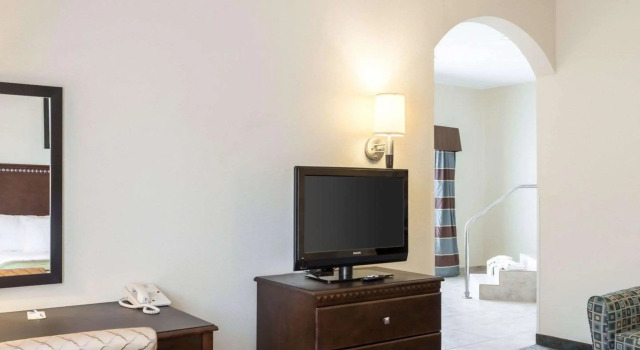 Comfort Inn Donaldsonville, Boek Hotel Hotels in Missouri met zwembad, Zwembad