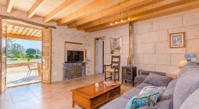 Can Gelat in Sencelles, Book Villa Costitx Majorca