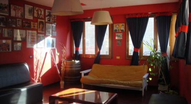Hostel BarHouse, Забронировать Хостел Хостелы Мендосы, рядом с Civic Square, Хостел
