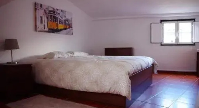 Lisbon Sloped Ceiling Apartment, Забронировать Апартаменты/квартира Апартаменты Лиссабона, рядом с Núcleo Arqueológico, Апартаменты/квартира