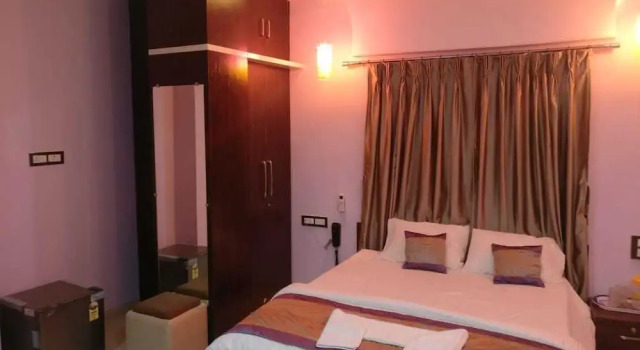Hotel Sai Guest House, Забронировать Гостевой дом Недорогие отели штата Махараштры, недорого