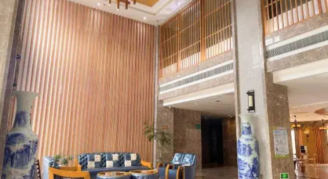 庐山西海澳润桔度假酒店, Rezerwuj Hotel Jiujiang Jiangxi