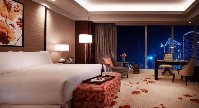 Двухместный номер Fairmont Gold Grand Vignette Collection Palm Springs Hotel Chengdu by IHG