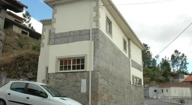 Vila Arnozela, Rezervați Apartament Fafe 