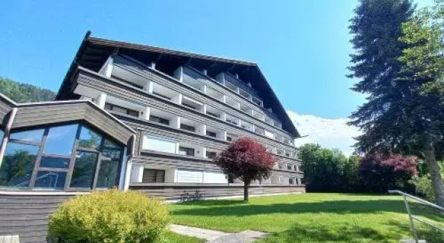 Appartement Hänsel & Gretel - H E 3 - direkt am Ossiachersee, Забронировать Апартаменты/квартира Отели Оссиах с бассейном, Бассейн