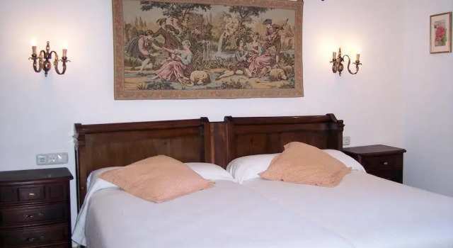 Hotel Azkue, Rezerwuj Hotel Hotele w Baskonia z parkingiem, Parking