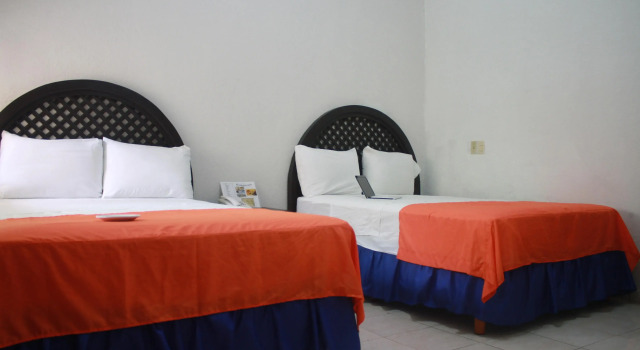Nautico Inn