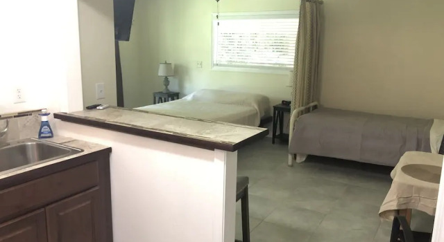Семейное бунгало c 1 комнатой с видом на сад Aaron’s cottage