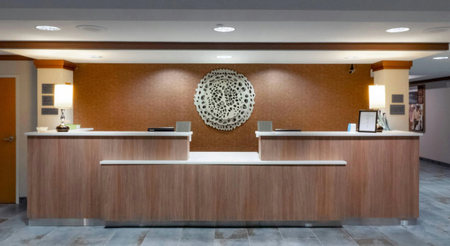 Fairfield Inn & Suites by Marriott Hazleton, Book Hotel Hazleton The Poconos