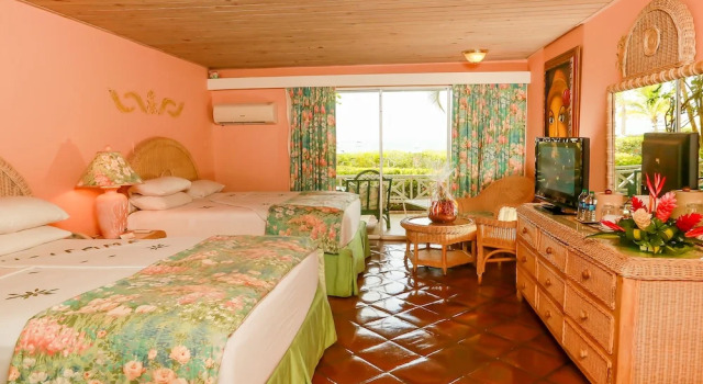 Номер Deluxe Цокольный этаж с видом на океан Coco Reef Resort & Spa